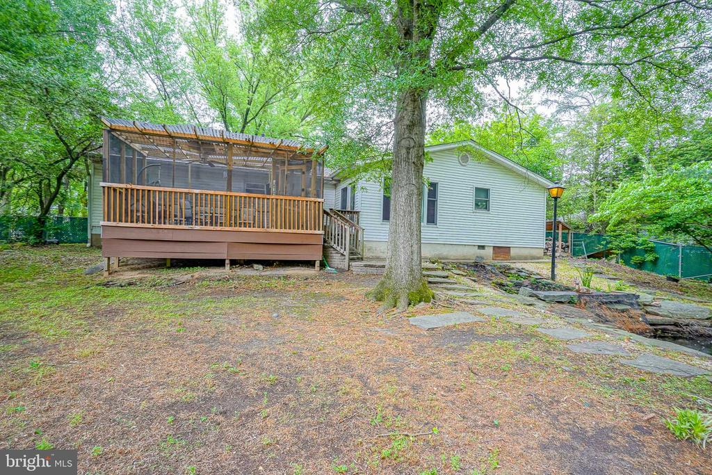 2313 BRANCH PIKE