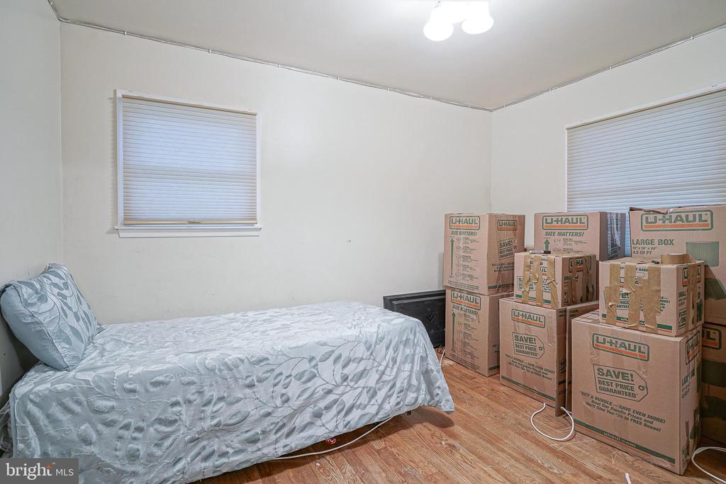 2313 BRANCH PIKE