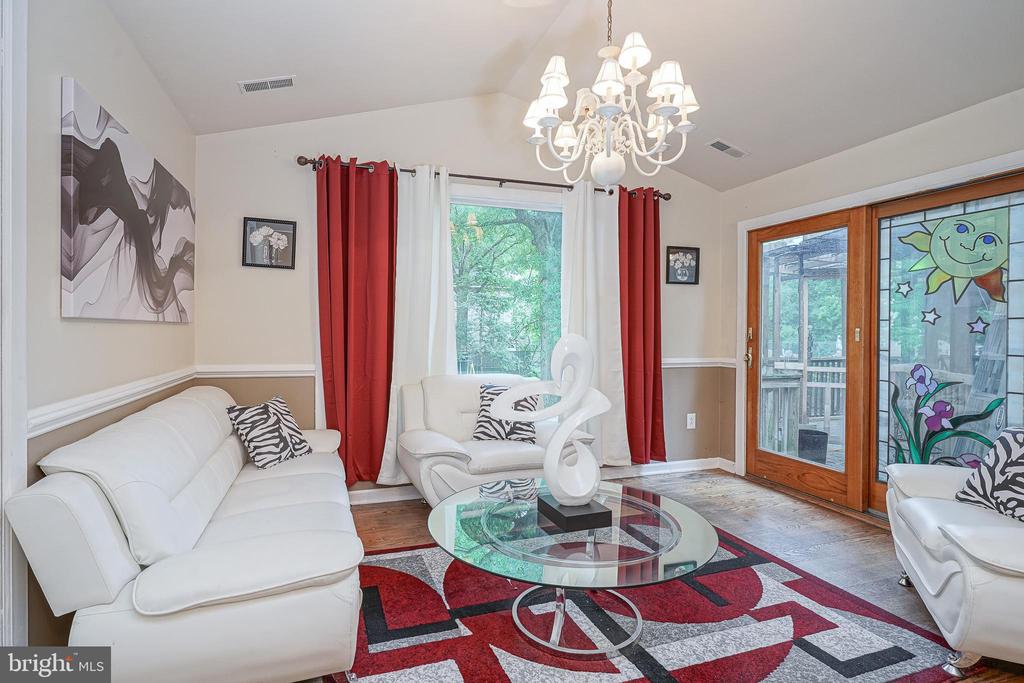 2313 BRANCH PIKE