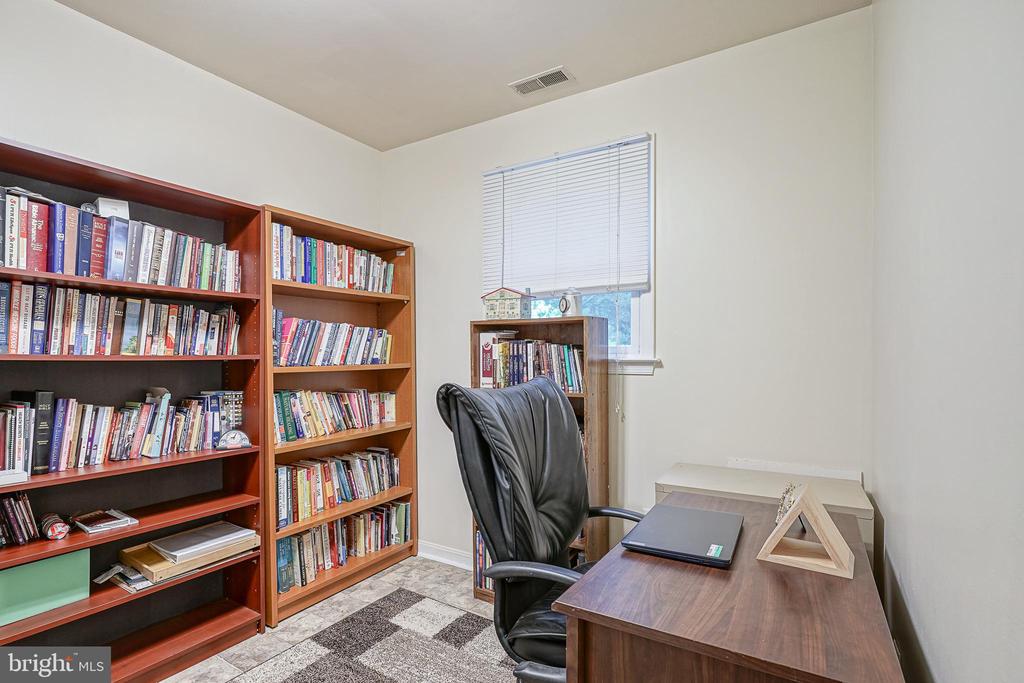 2313 BRANCH PIKE