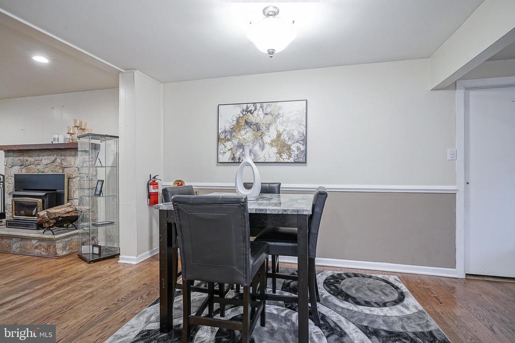 2313 BRANCH PIKE