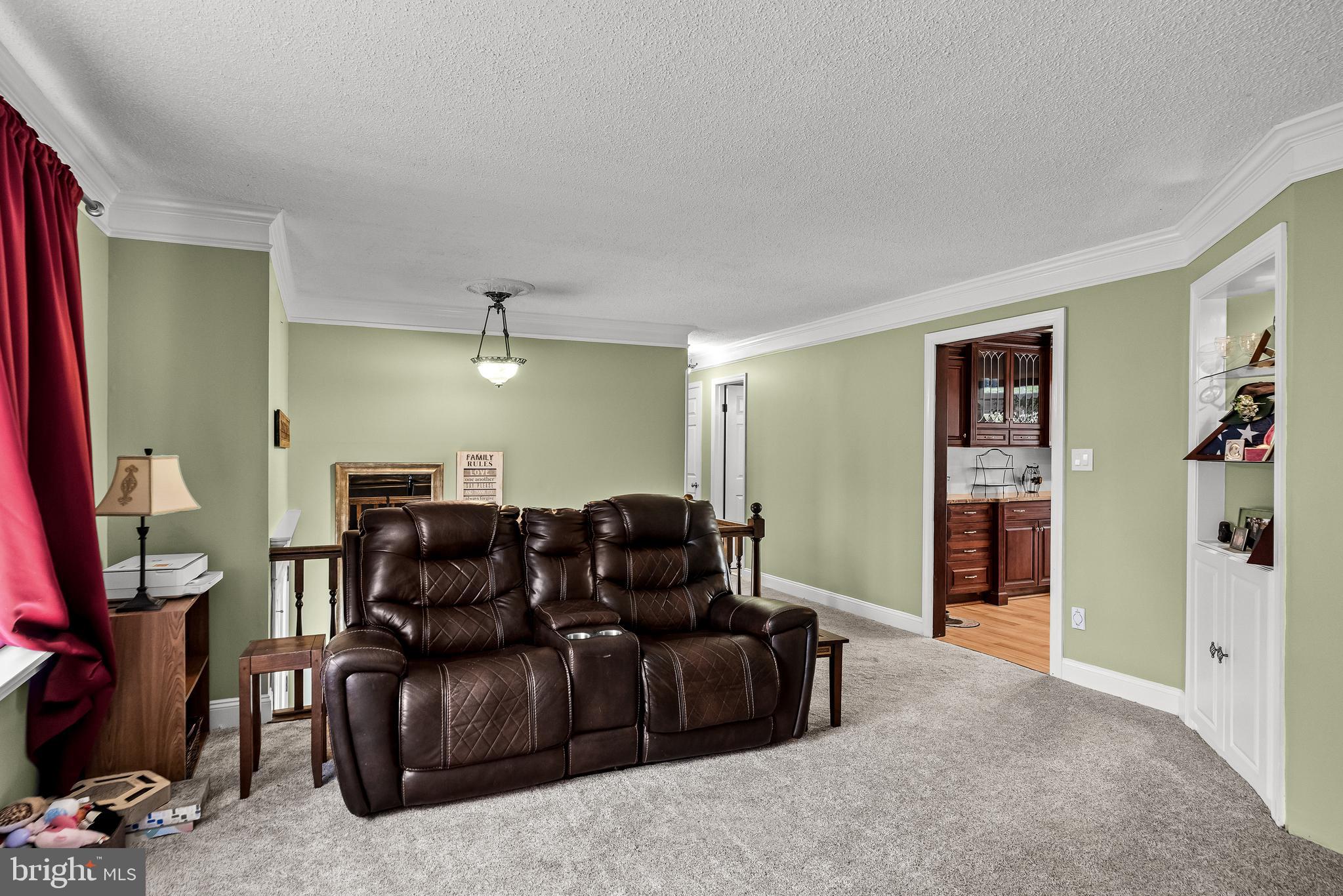 21 SHAWNEE TRAIL