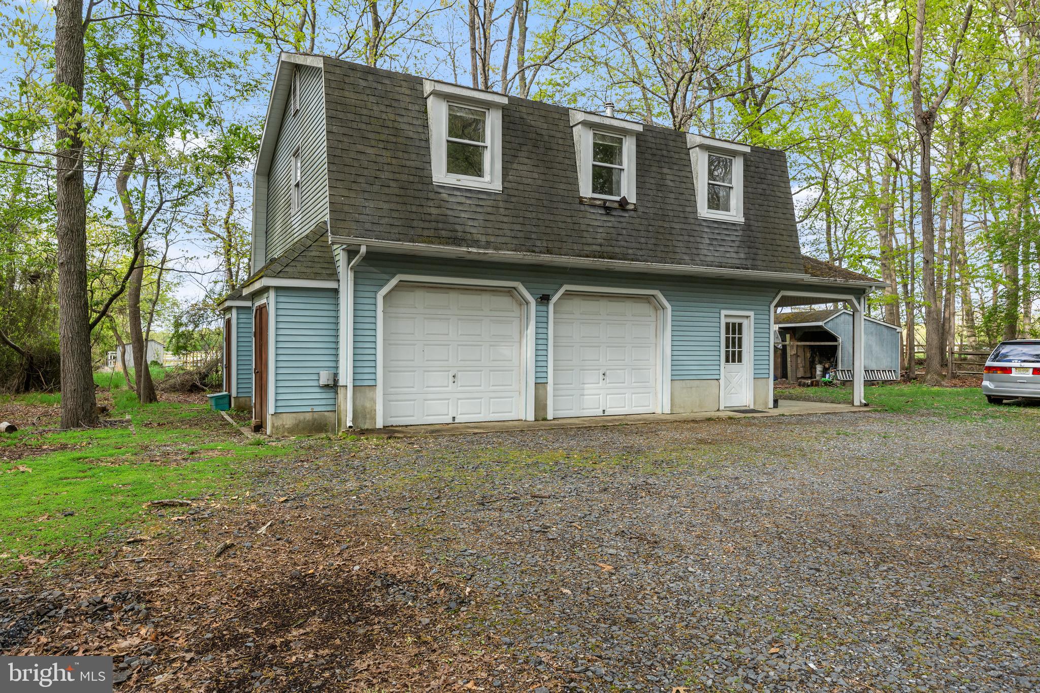 21 SHAWNEE TRAIL