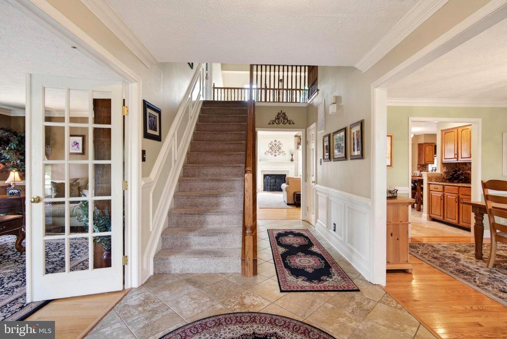 612 SARATOGA DRIVE
