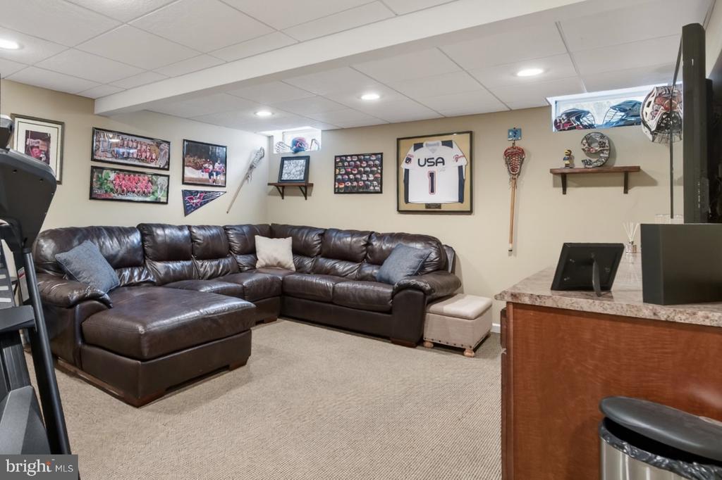 612 SARATOGA DRIVE