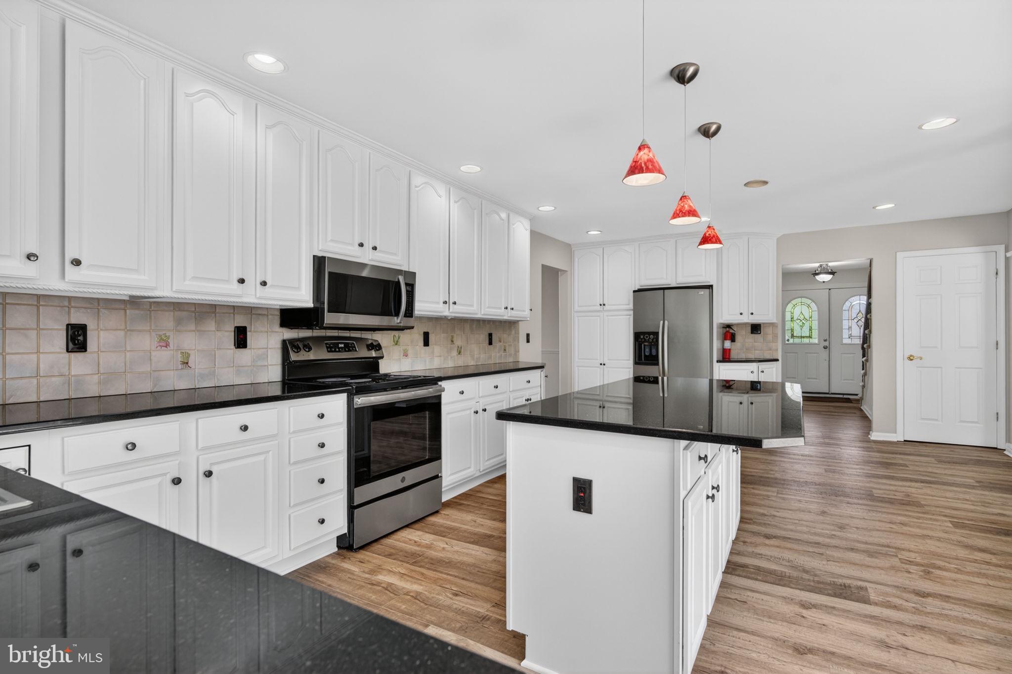 160 COUNTRY FARMS ROAD