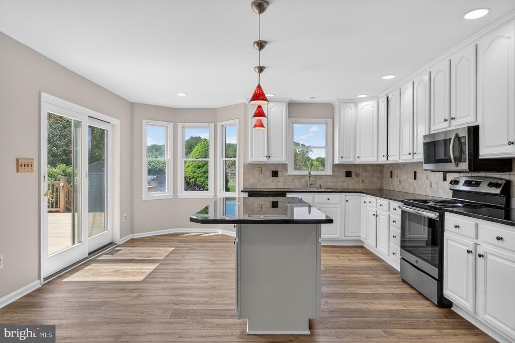 160 COUNTRY FARMS ROAD