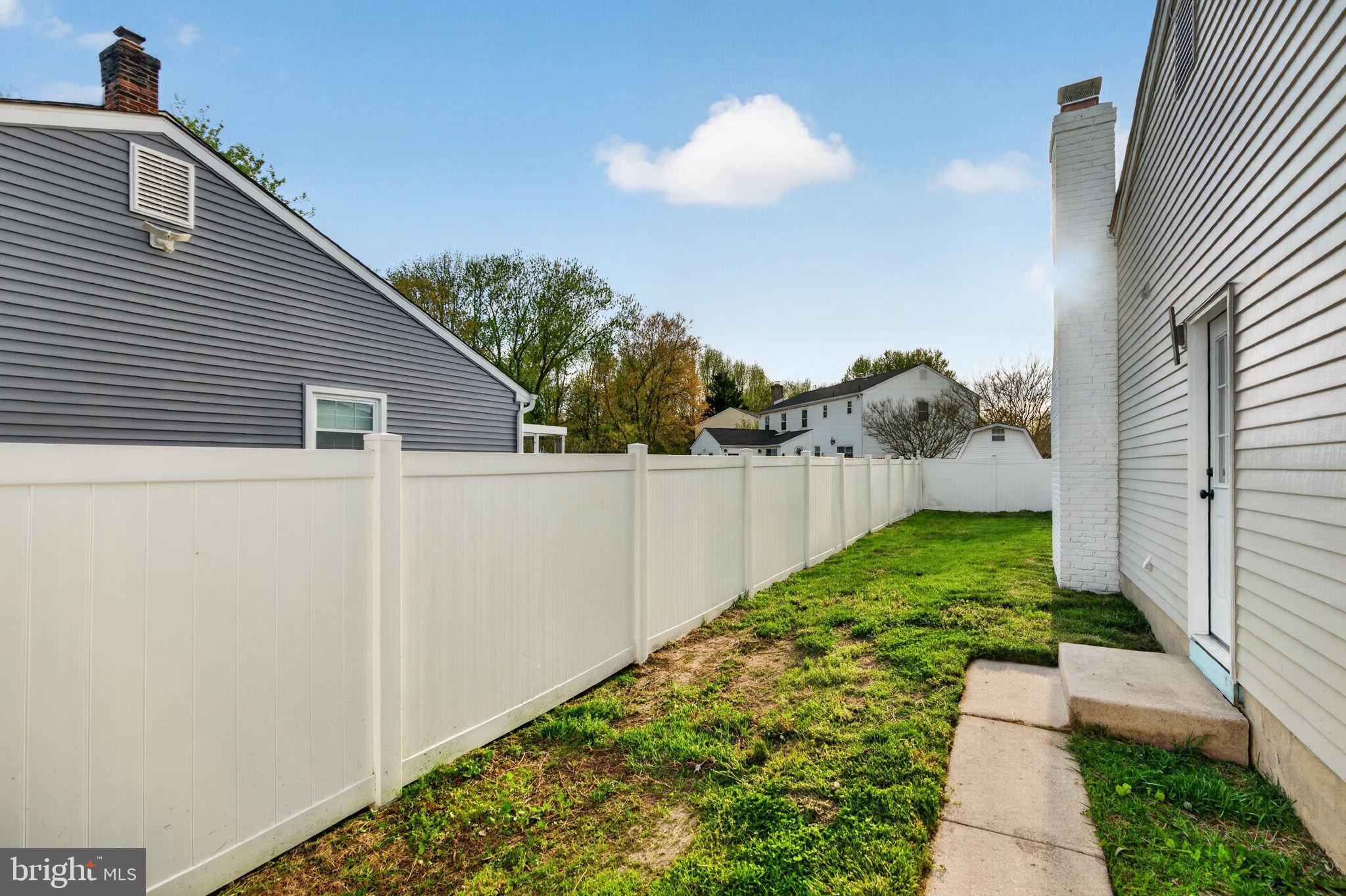 22 WILLOW RIDGE ROAD