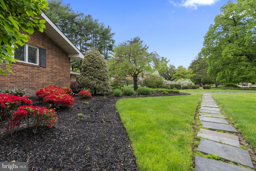 2509 RIVERTON ROAD