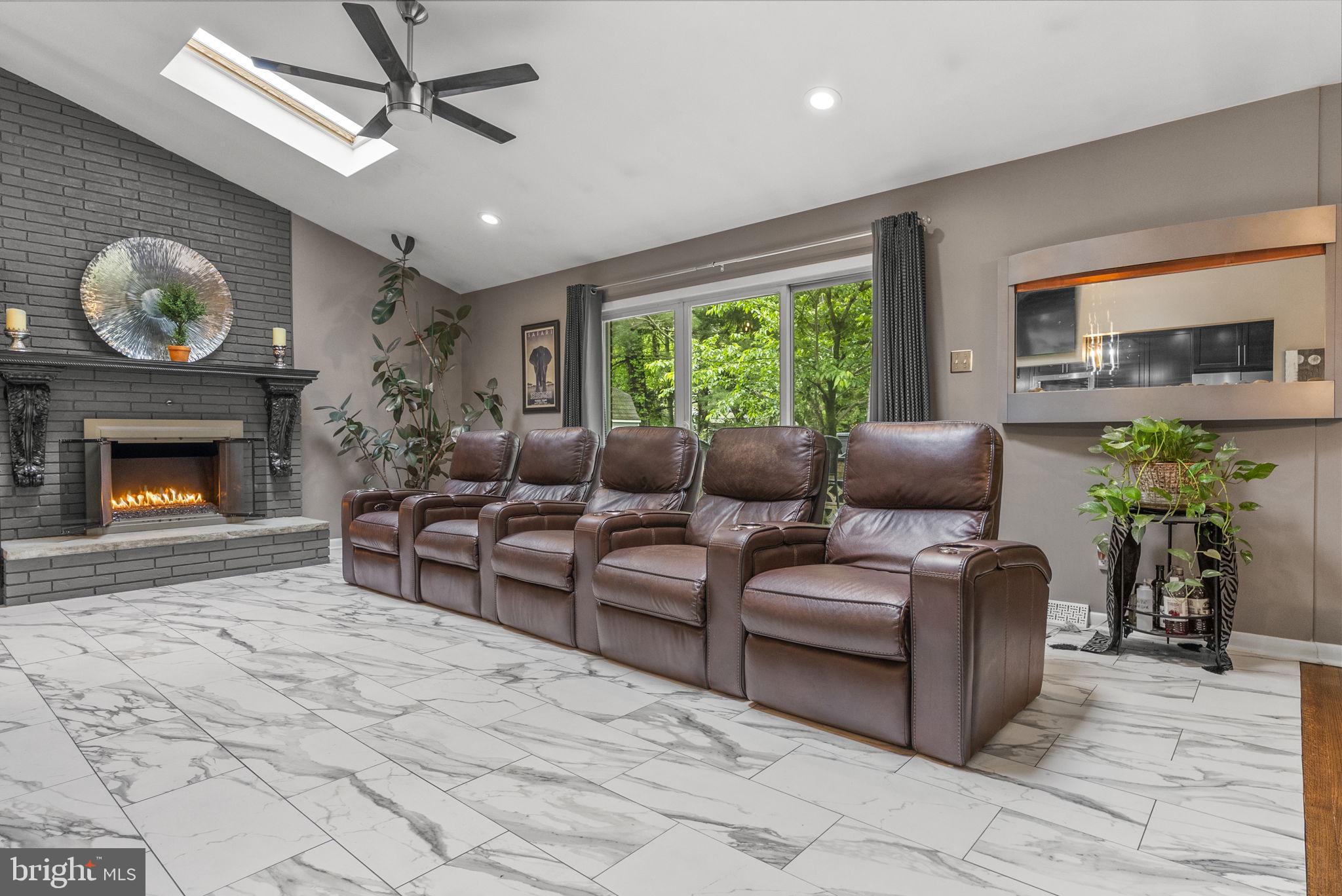 2509 RIVERTON ROAD