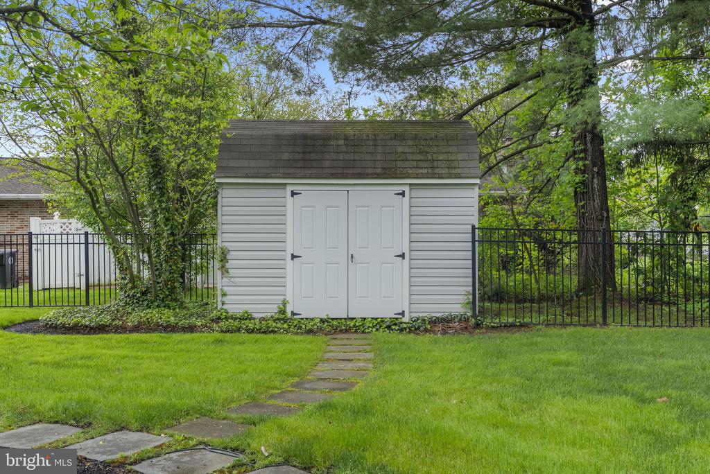 2509 RIVERTON ROAD