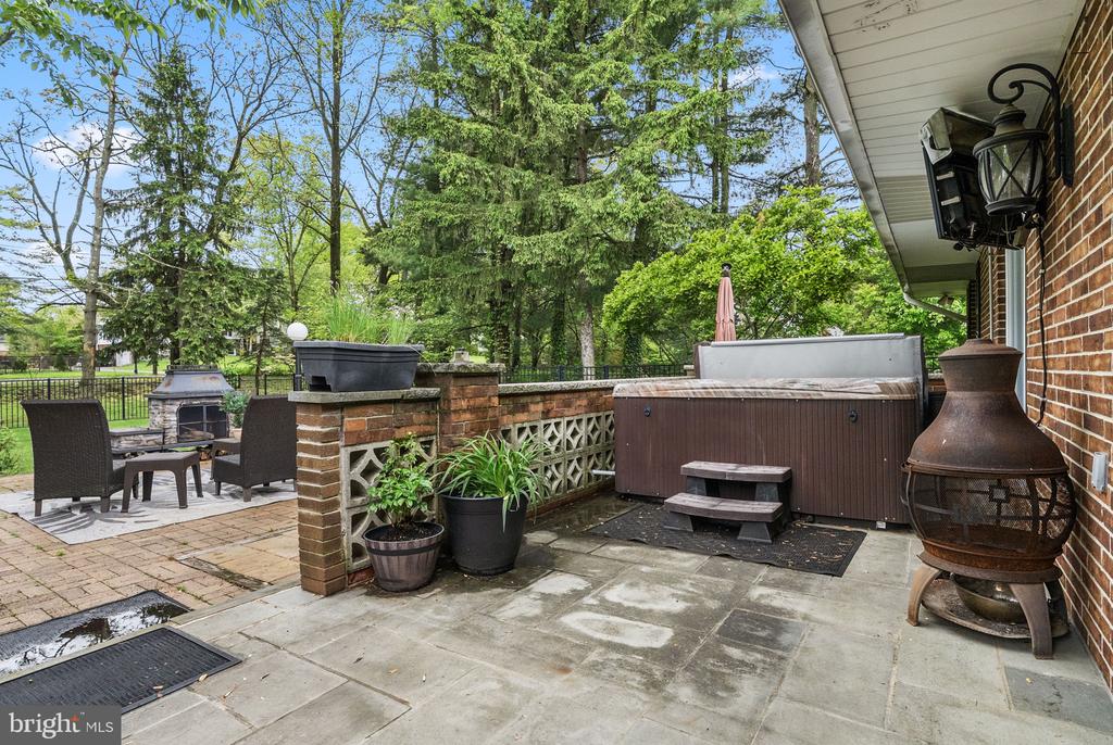2509 RIVERTON ROAD