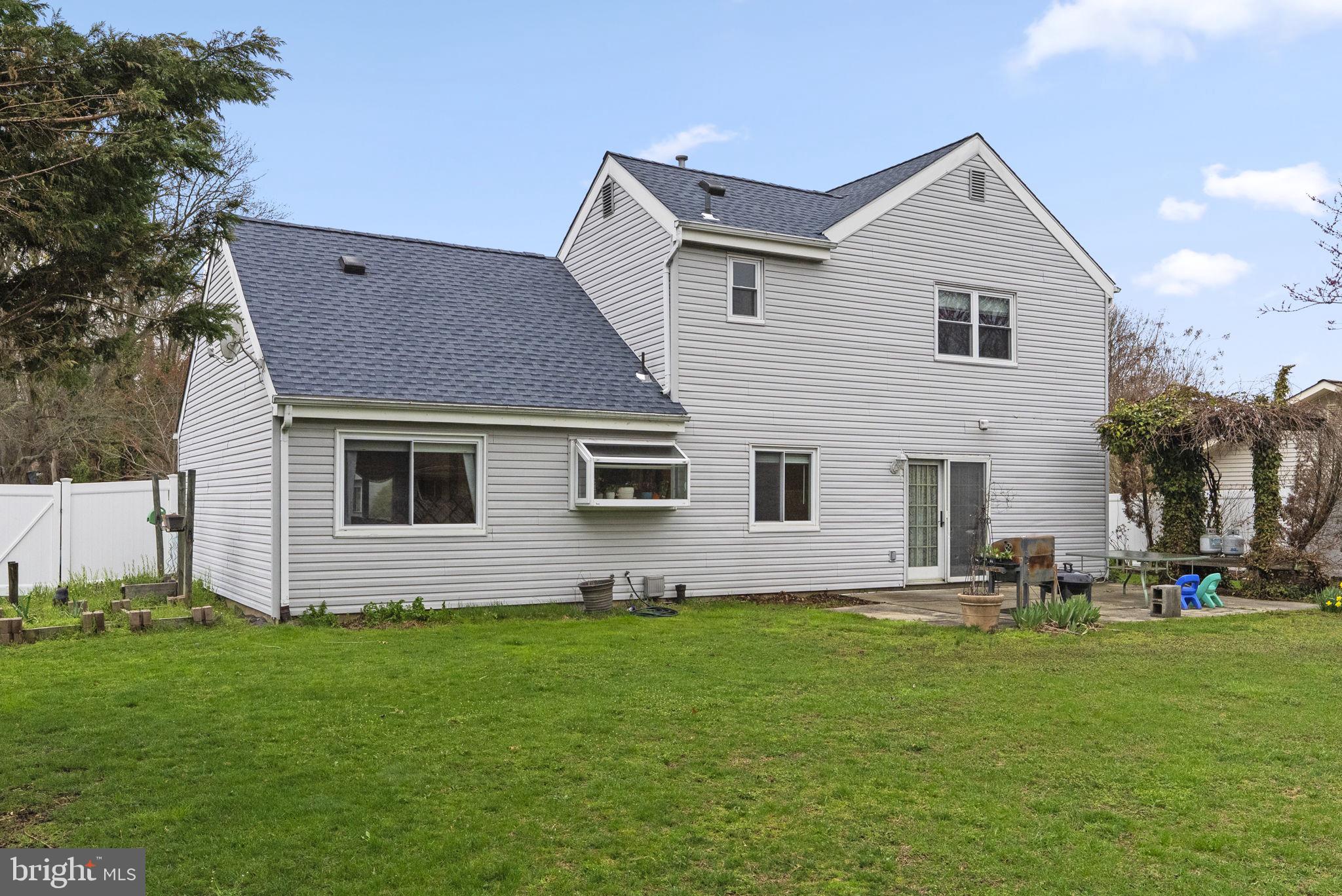 42 HORNSBY DRIVE