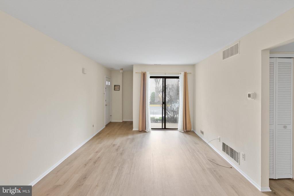 562 WILLOW TURN A 5621