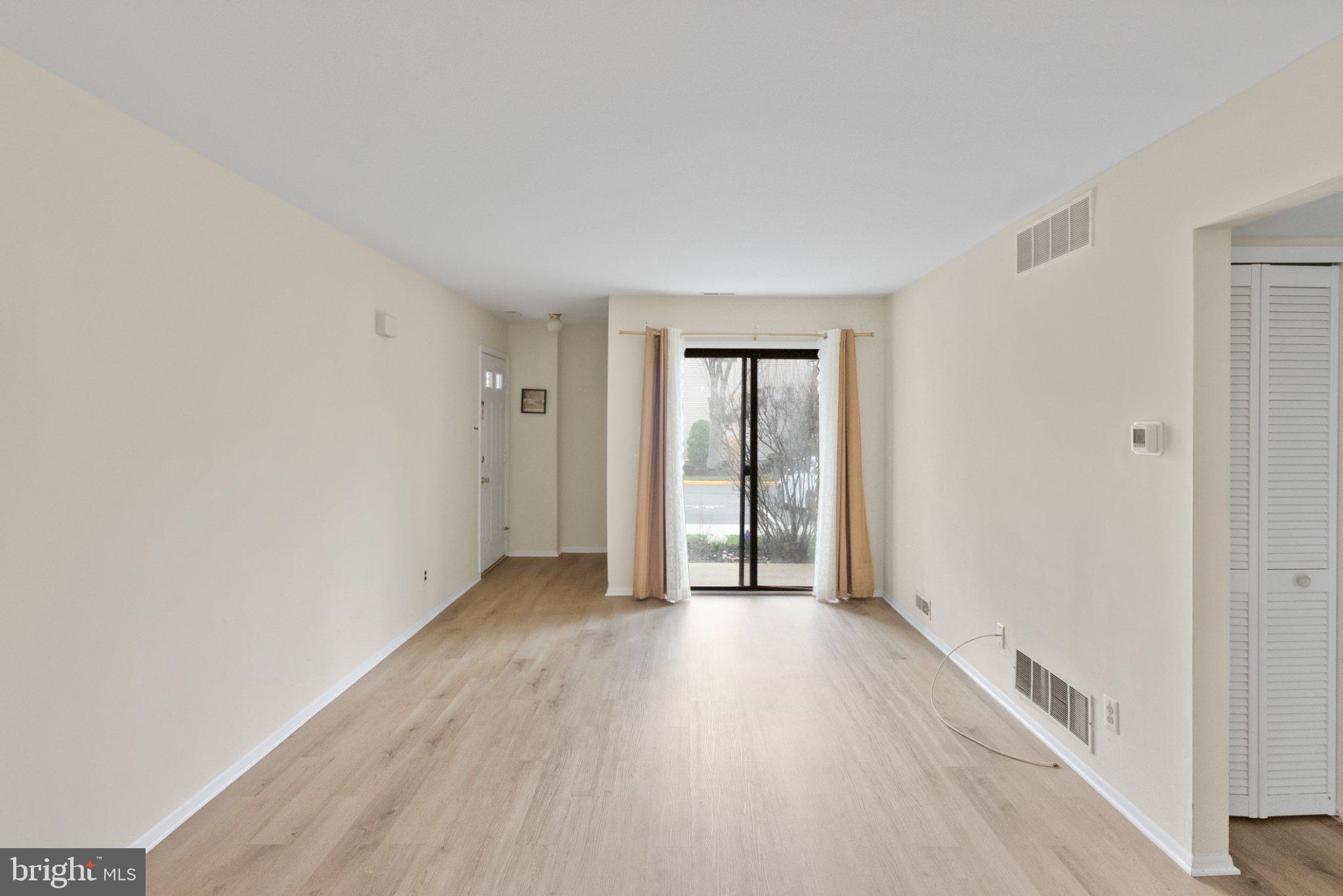 562 WILLOW TURN A 5621