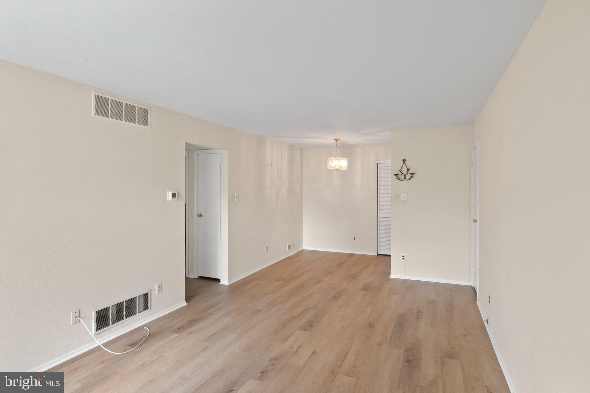 562 WILLOW TURN A 5621