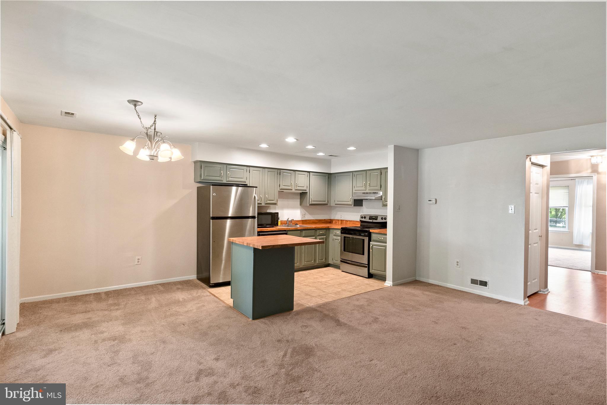 89 BRIDGEWATER DRIVE
