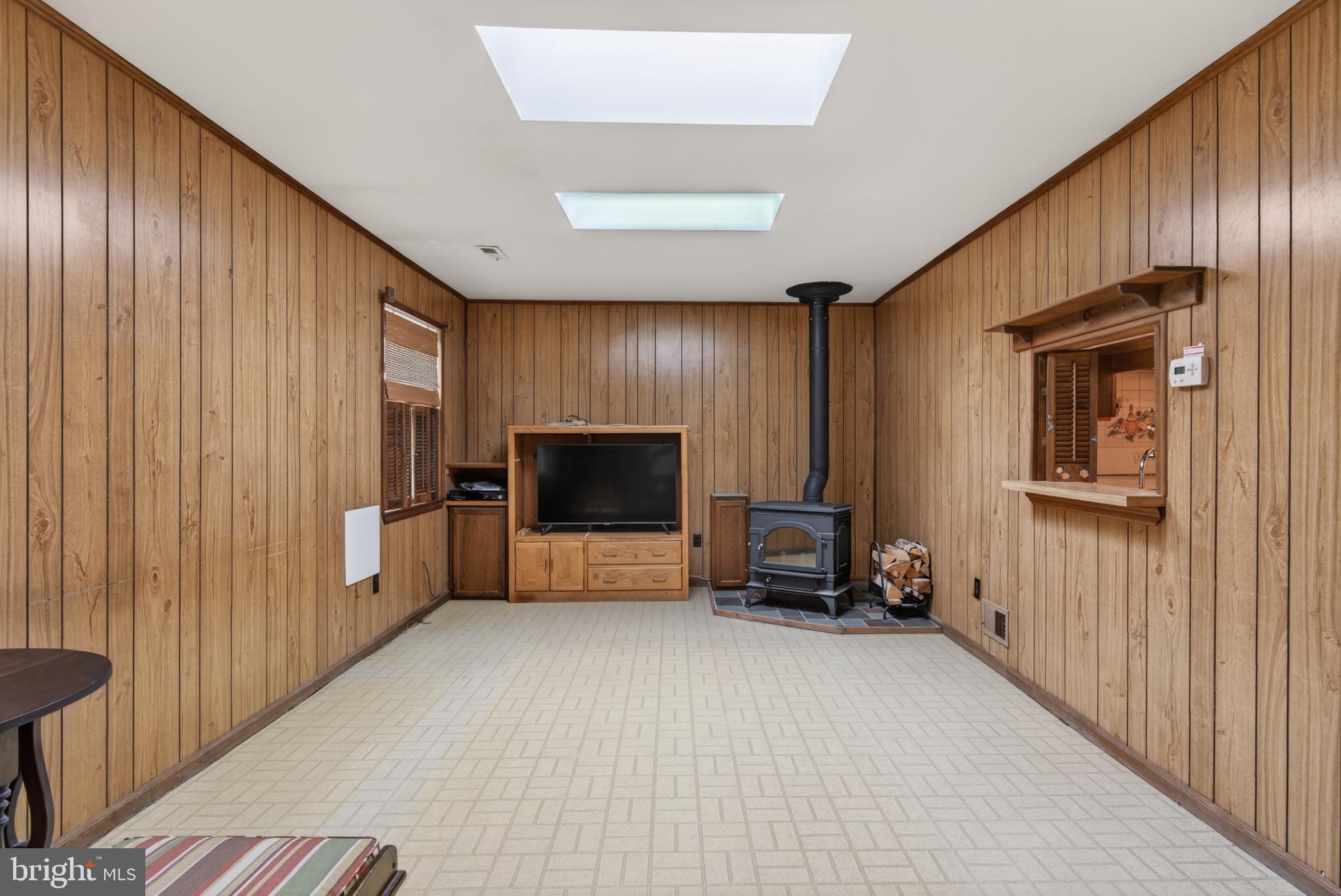 210 BURNAM WOOD DRIVE