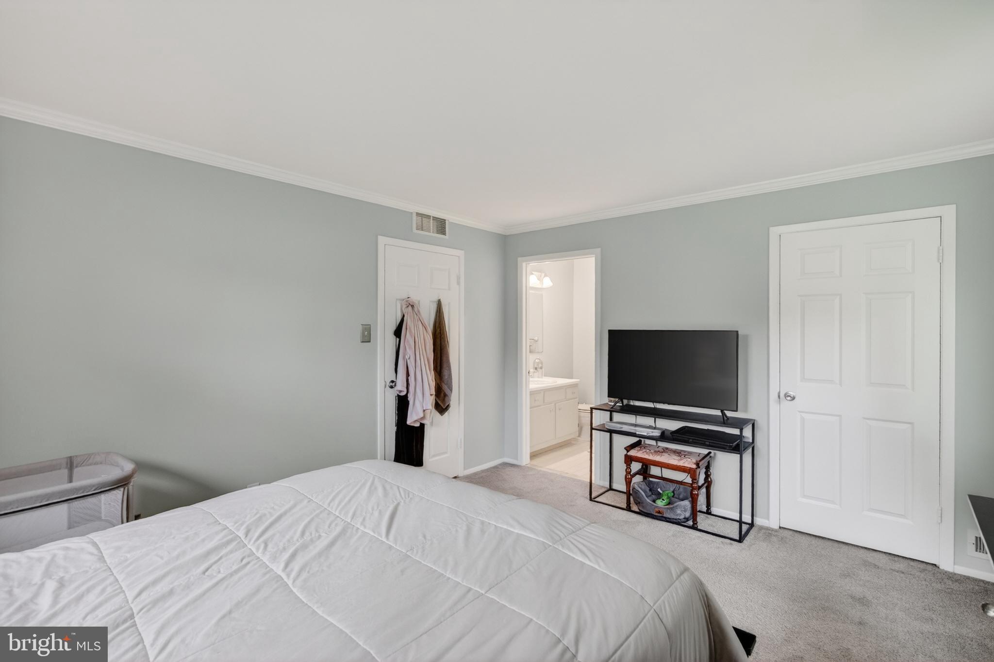 1307 MARESFIELD COURT
