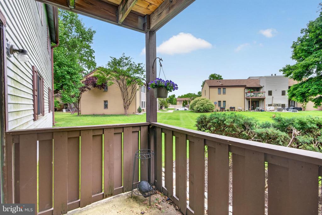 1307 MARESFIELD COURT