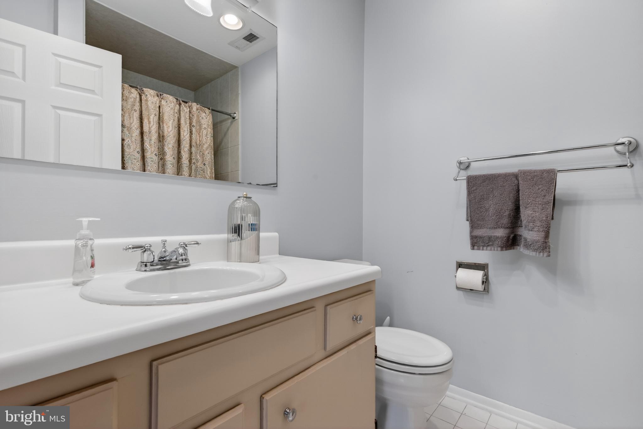 1307 MARESFIELD COURT