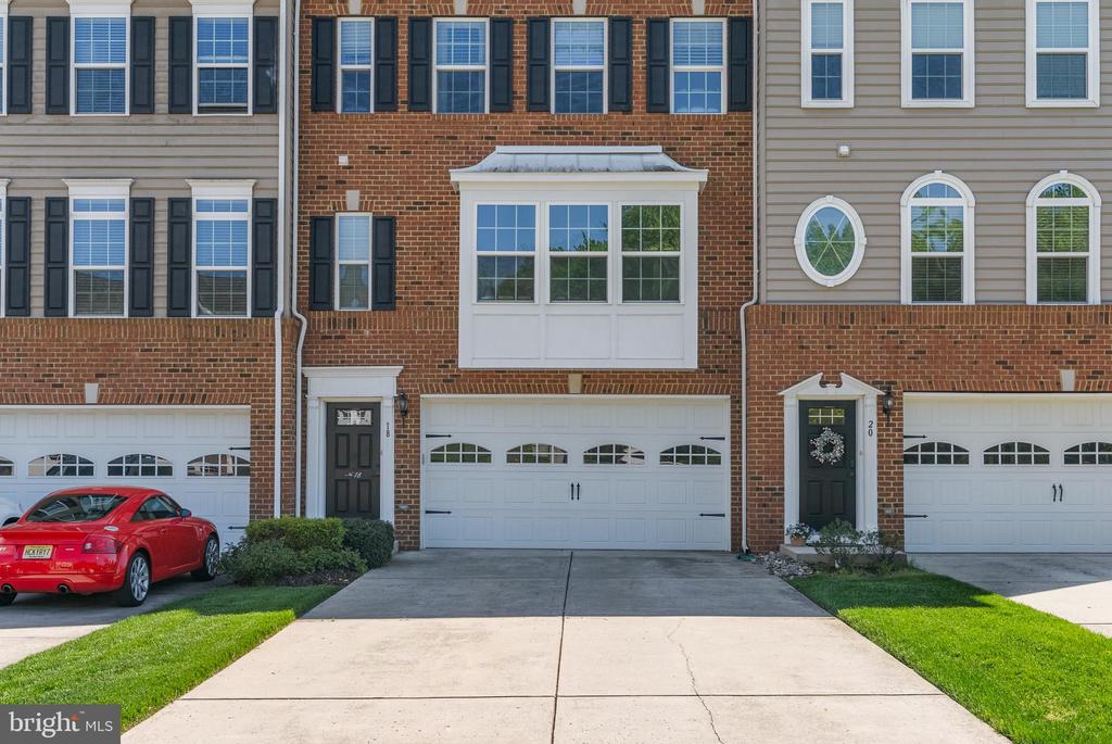 18 GRACE DRIVE