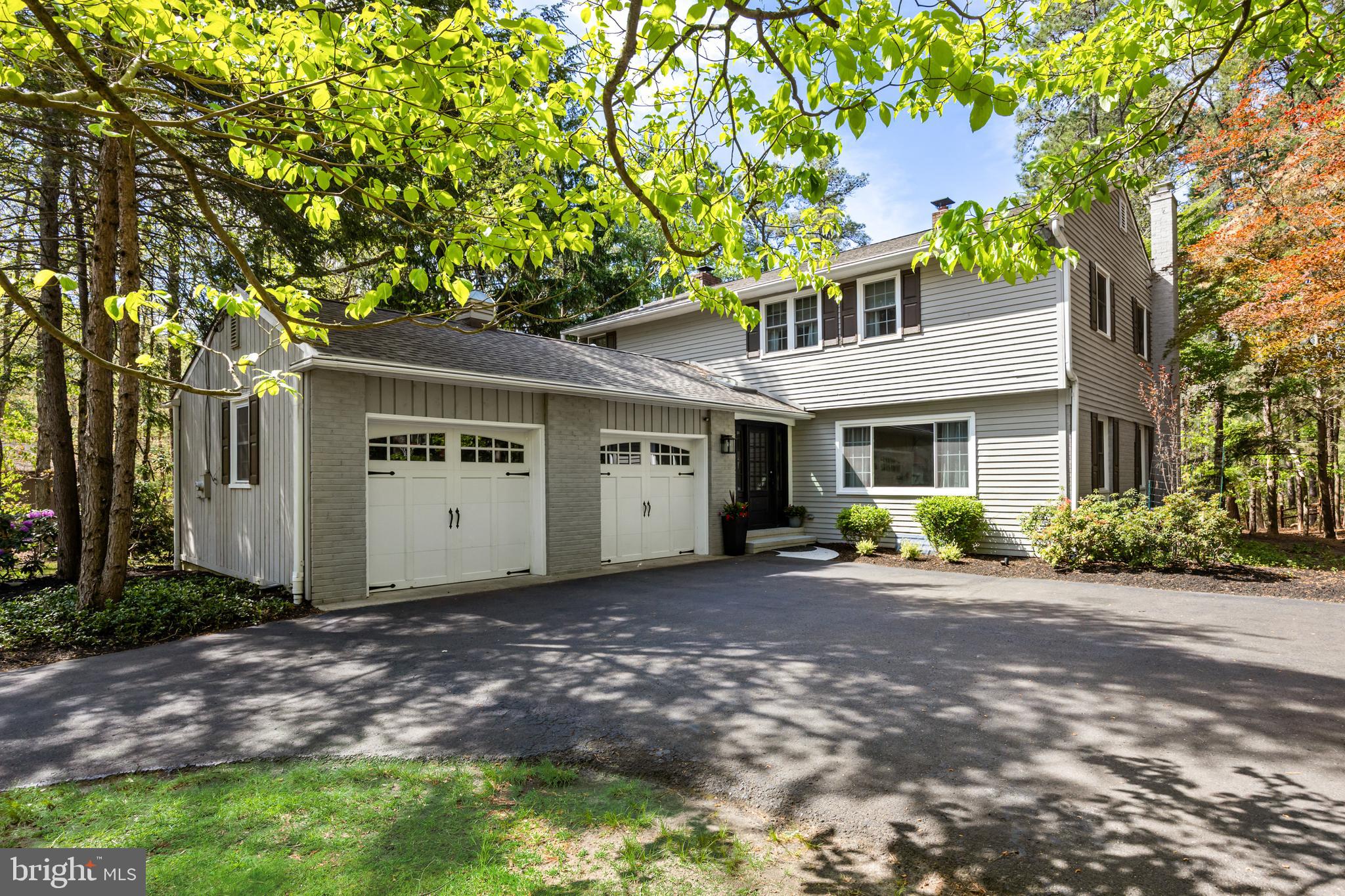 41 PONTIAC DRIVE
