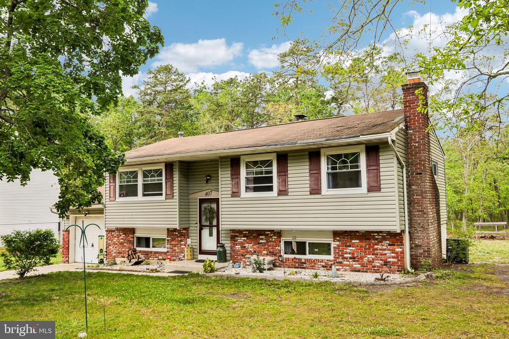 407 WISCONSIN DRIVE