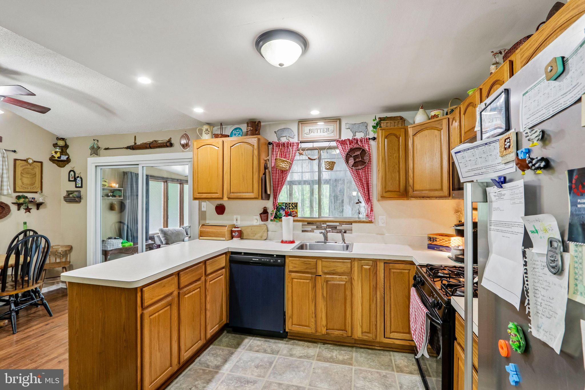 407 WISCONSIN DRIVE