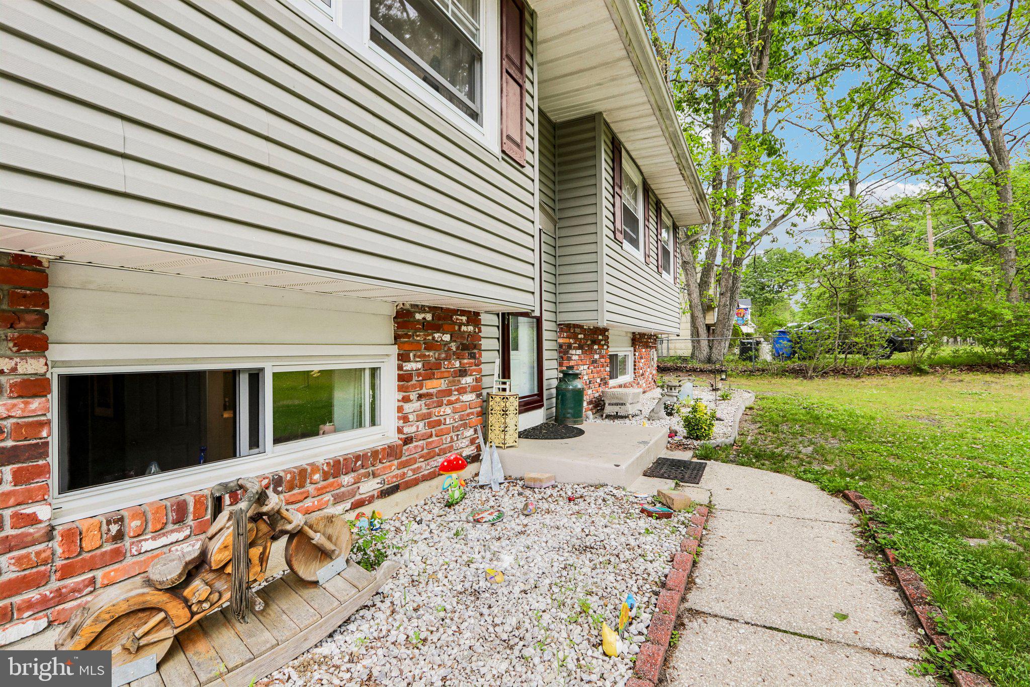 407 WISCONSIN DRIVE