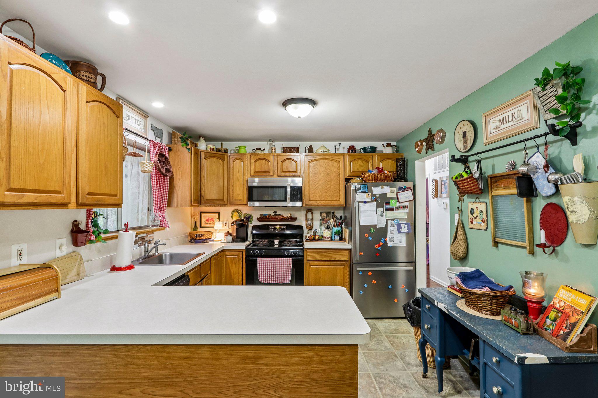 407 WISCONSIN DRIVE