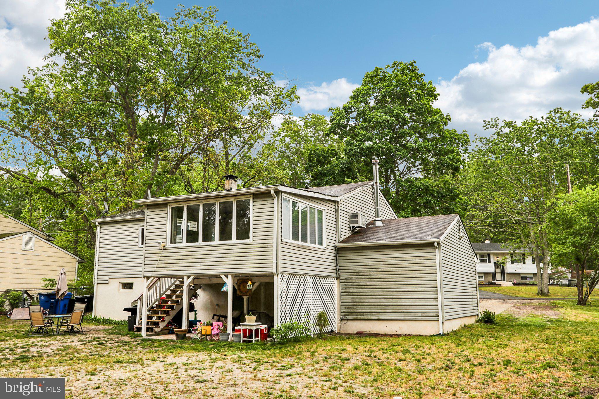 407 WISCONSIN DRIVE
