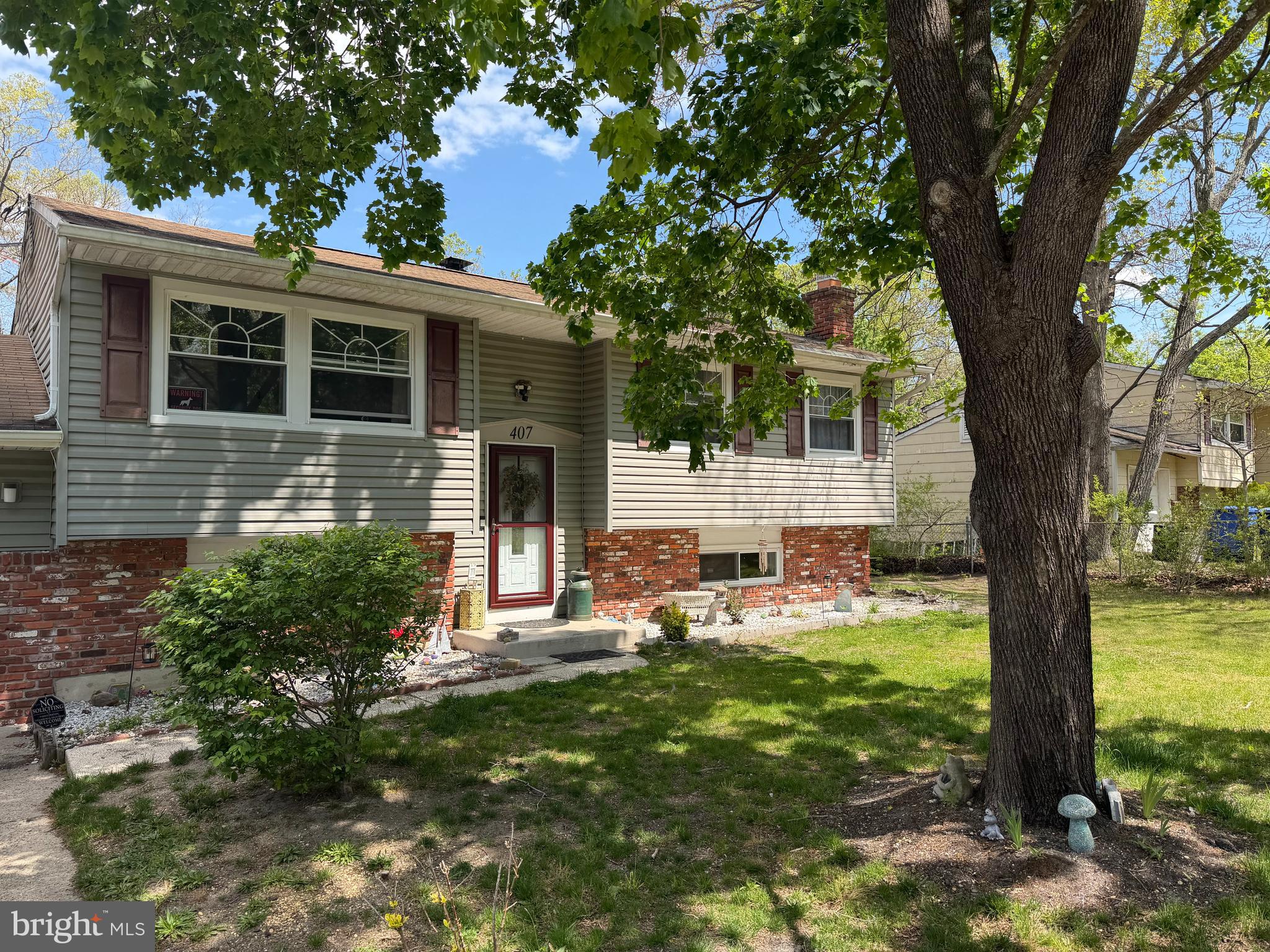 407 WISCONSIN DRIVE