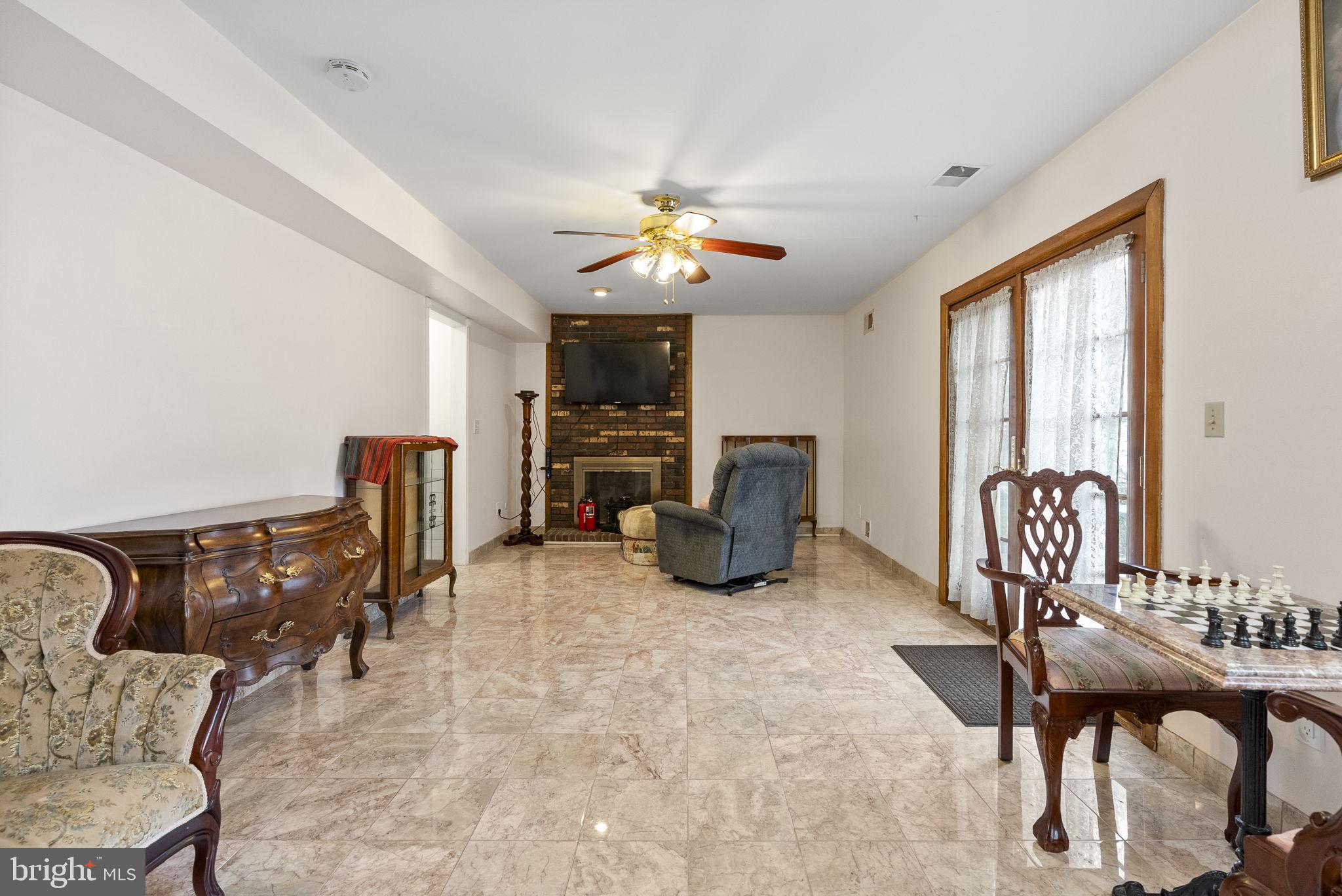 42 HORNSBY DRIVE