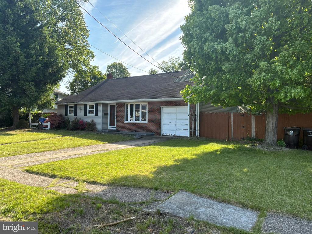 812 COLBY AVENUE