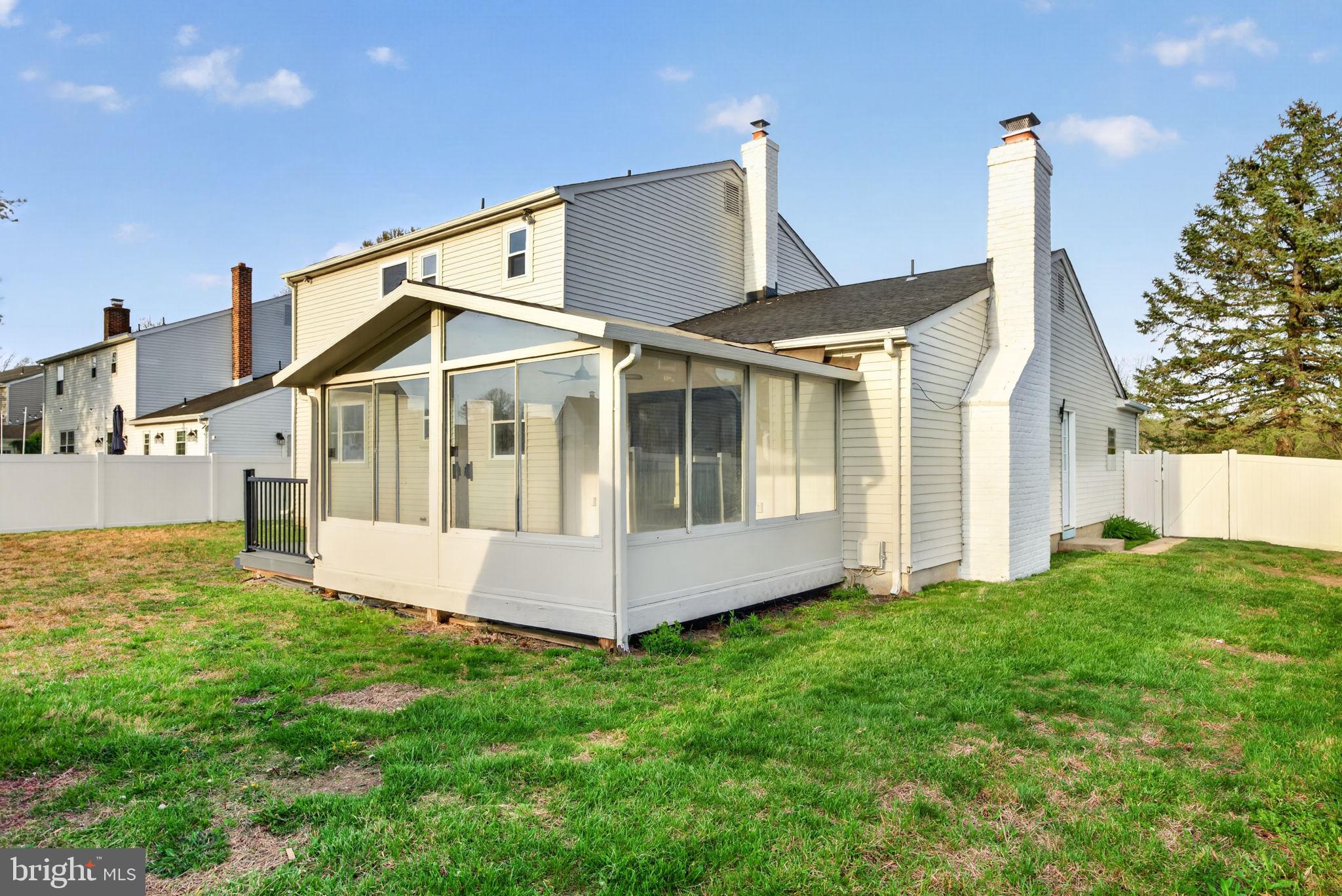22 WILLOW RIDGE ROAD