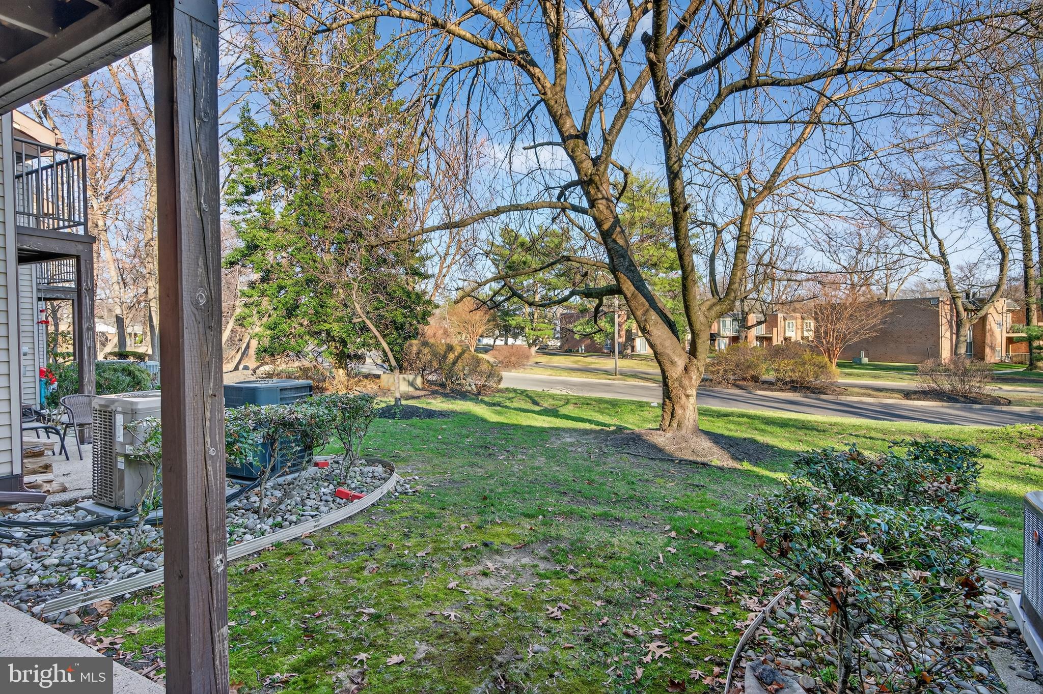 305 KELLY COVE A