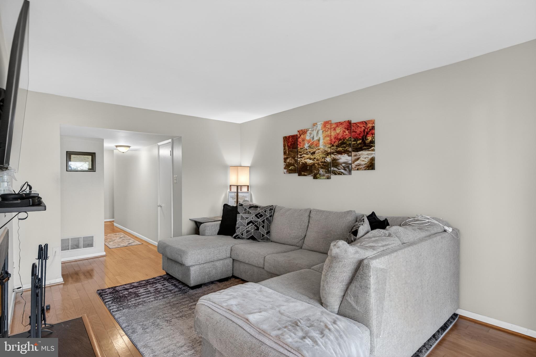 305 KELLY COVE A