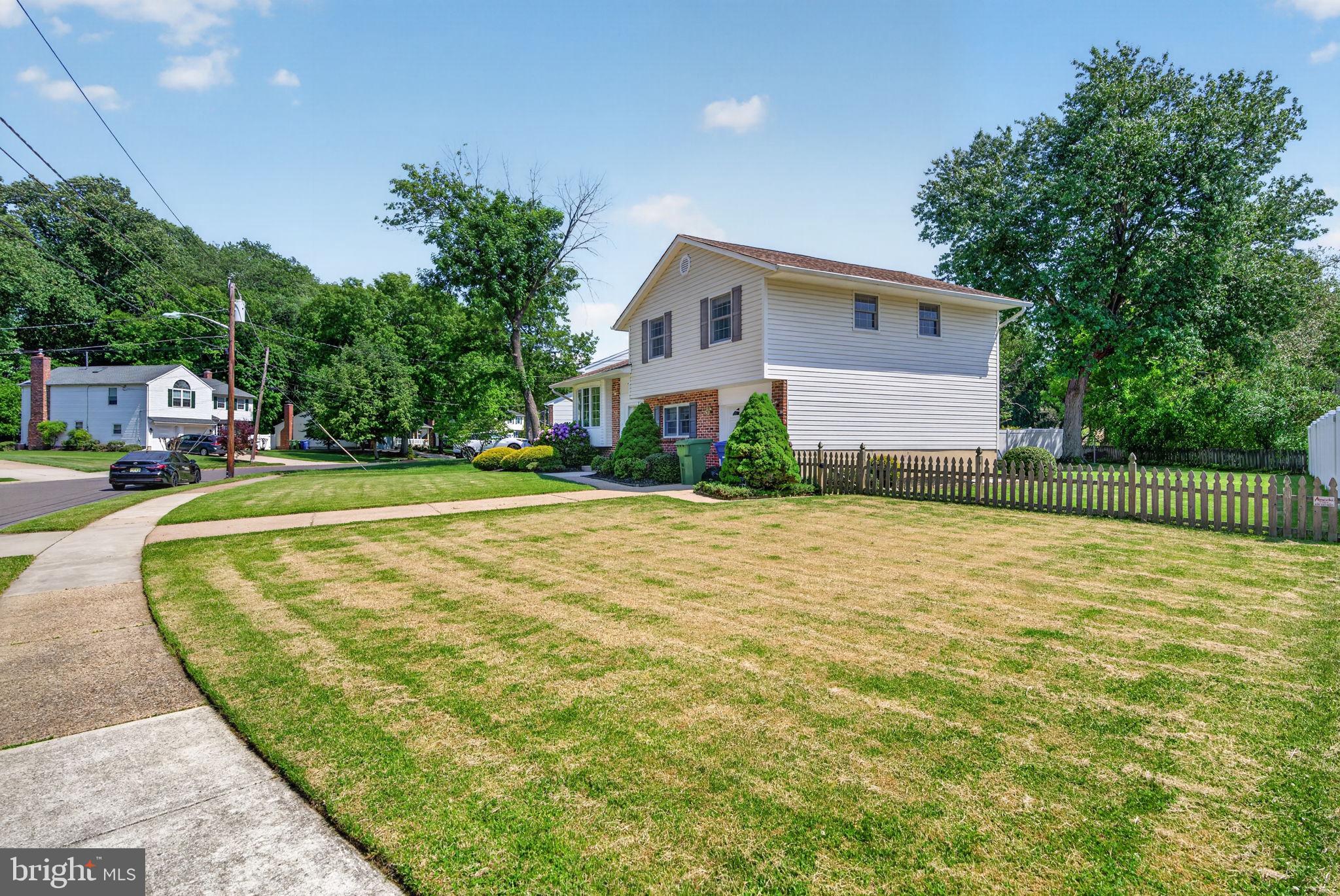43 CHARTER OAK LANE