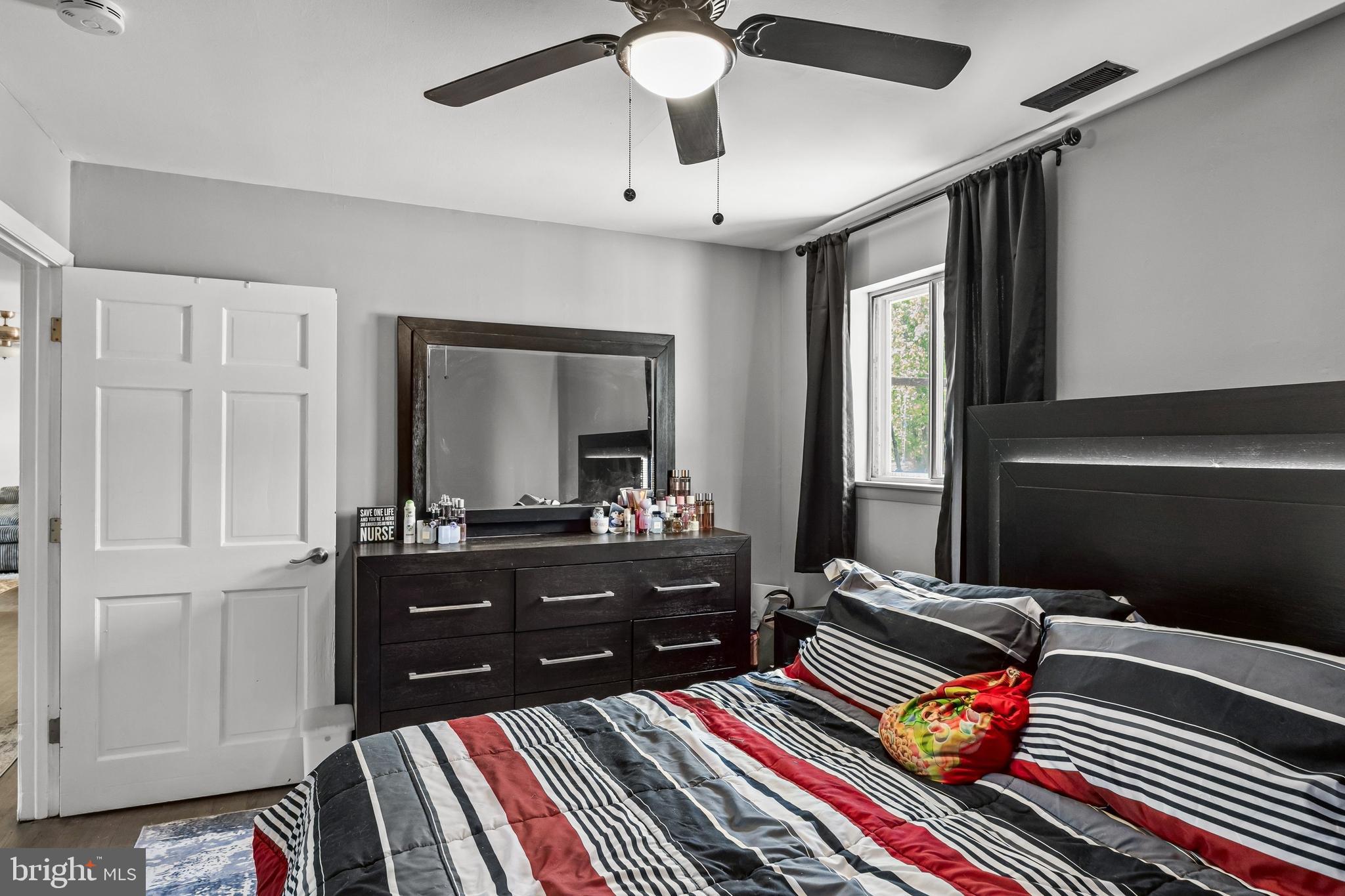 6 MISSOURI TERRACE