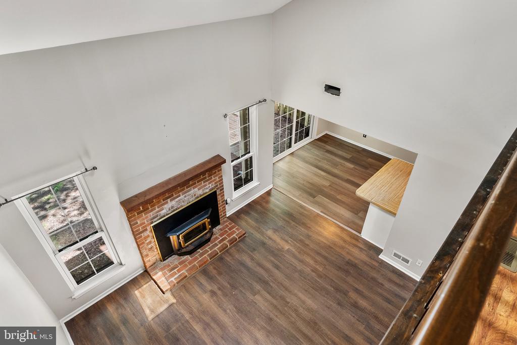 12 FAIRWAY COURT