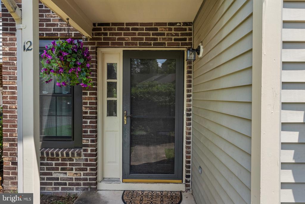 12 FAIRWAY COURT