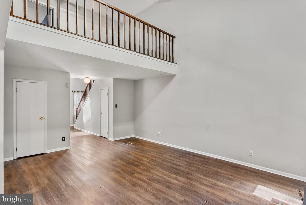 12 FAIRWAY COURT