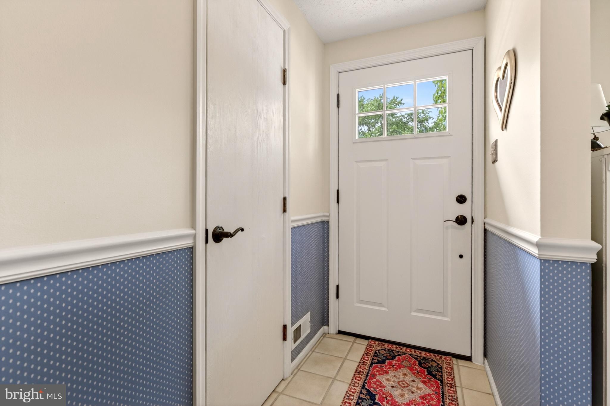 77 DORCHESTER CIRCLE