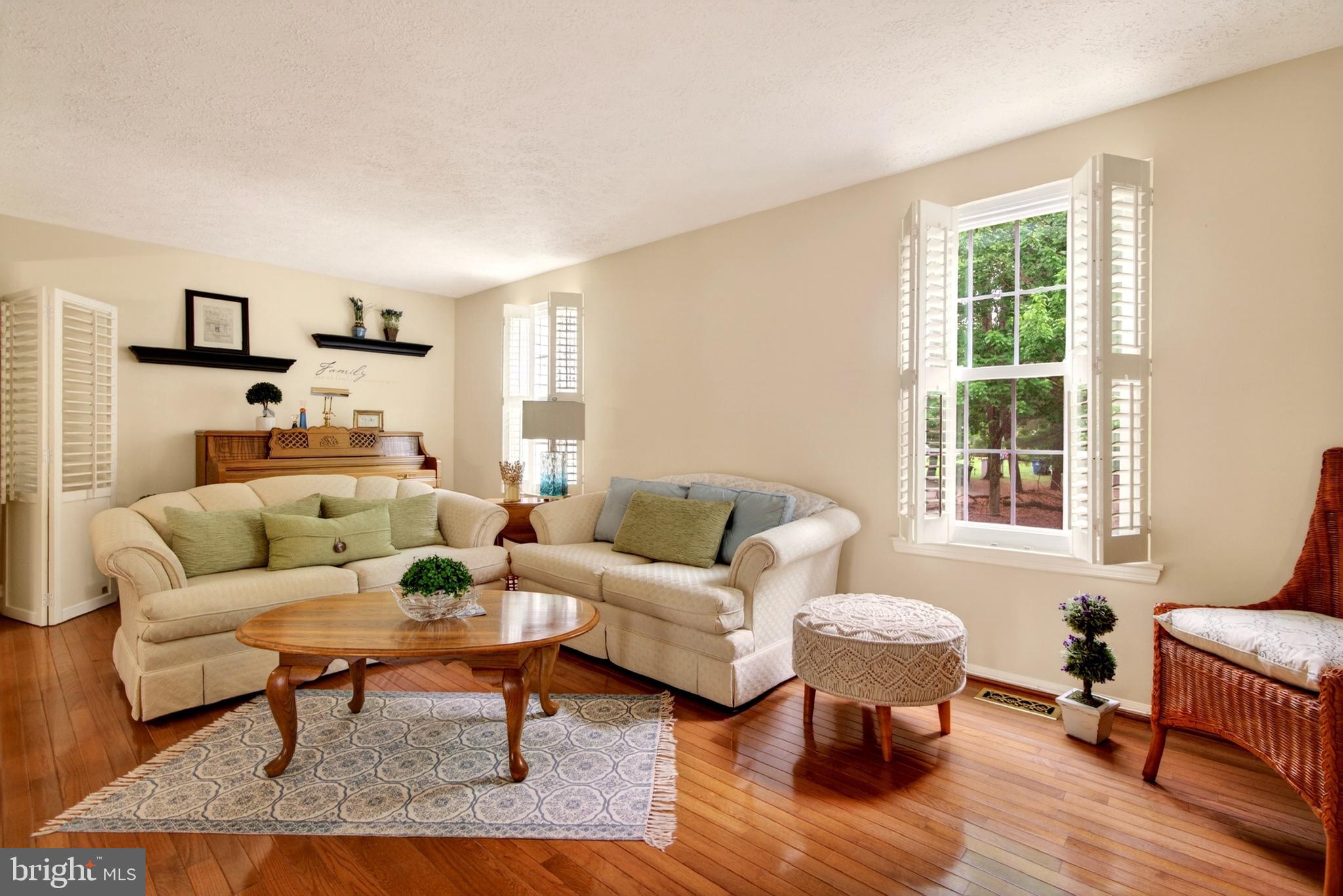 77 DORCHESTER CIRCLE