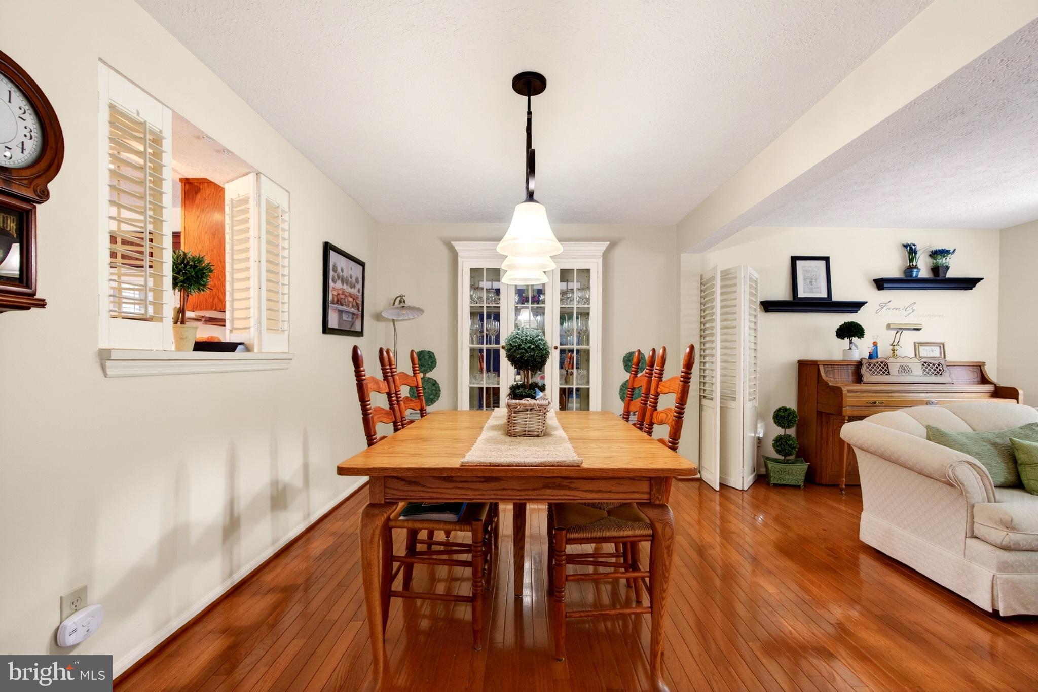77 DORCHESTER CIRCLE
