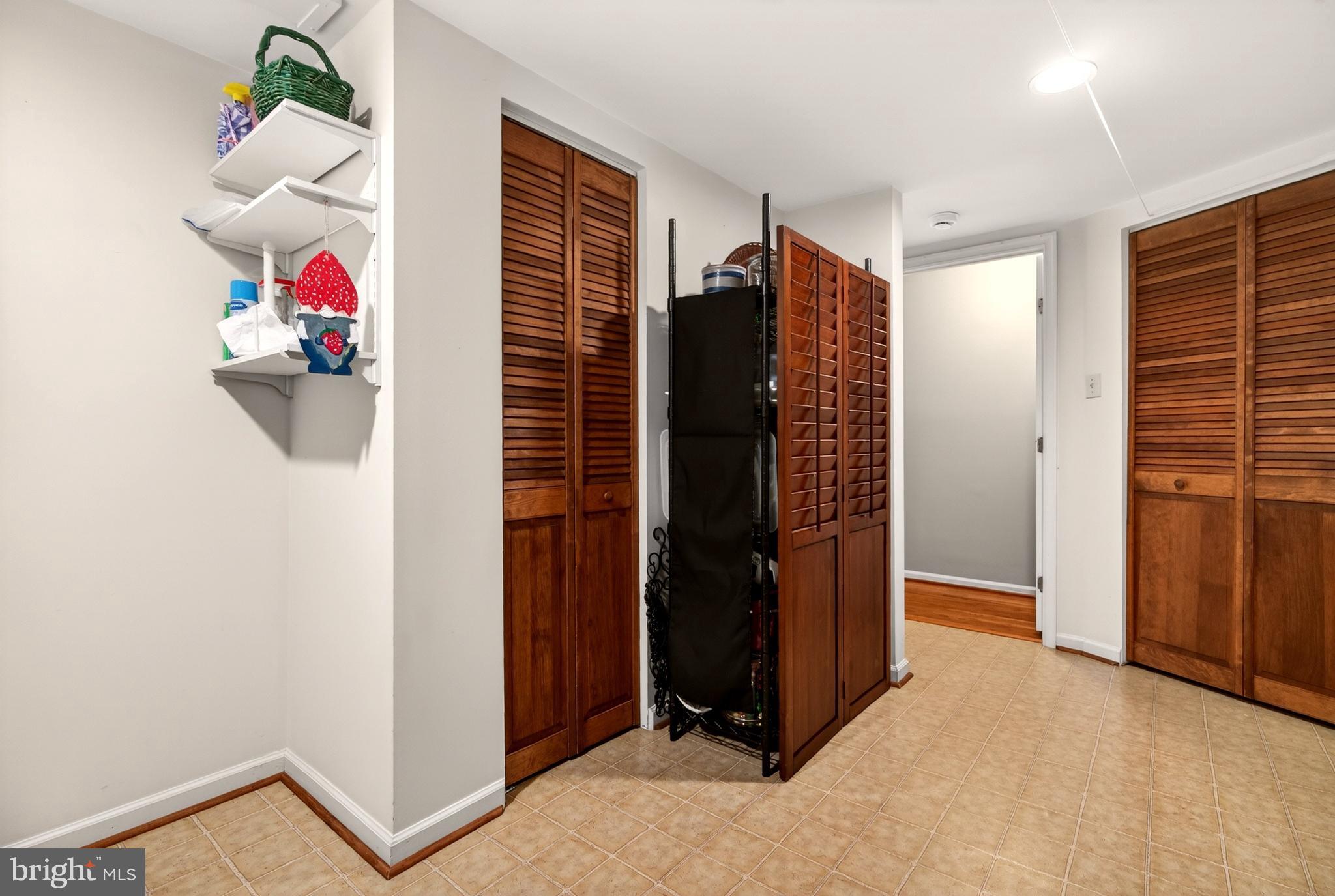 77 DORCHESTER CIRCLE