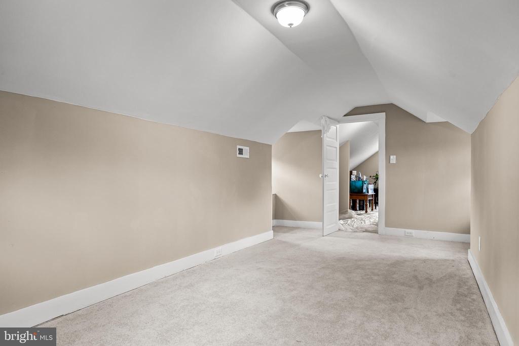 304 S FORKLANDING ROAD