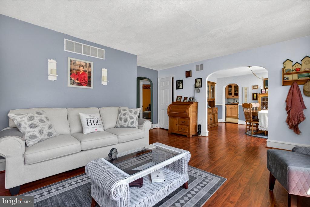 308 LILAC LANE