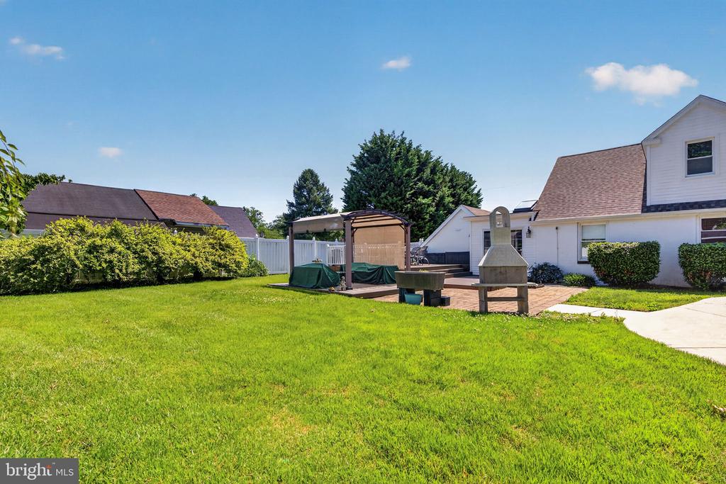 308 LILAC LANE